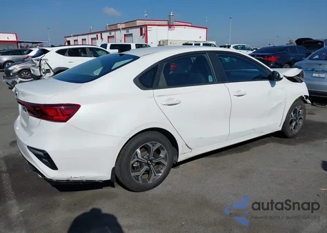 2021 Kia Forte Lxs из США, поврежденный, VIN 3KPF24AD1ME332491